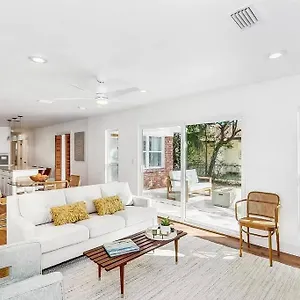 Holiday home Downtown Dream- Relaxing Escape In Downtown, Pensacola